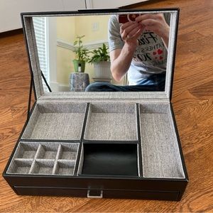 Men’s Dresser Valet